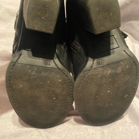 dominique nicole black boots - Picture 7 of 10